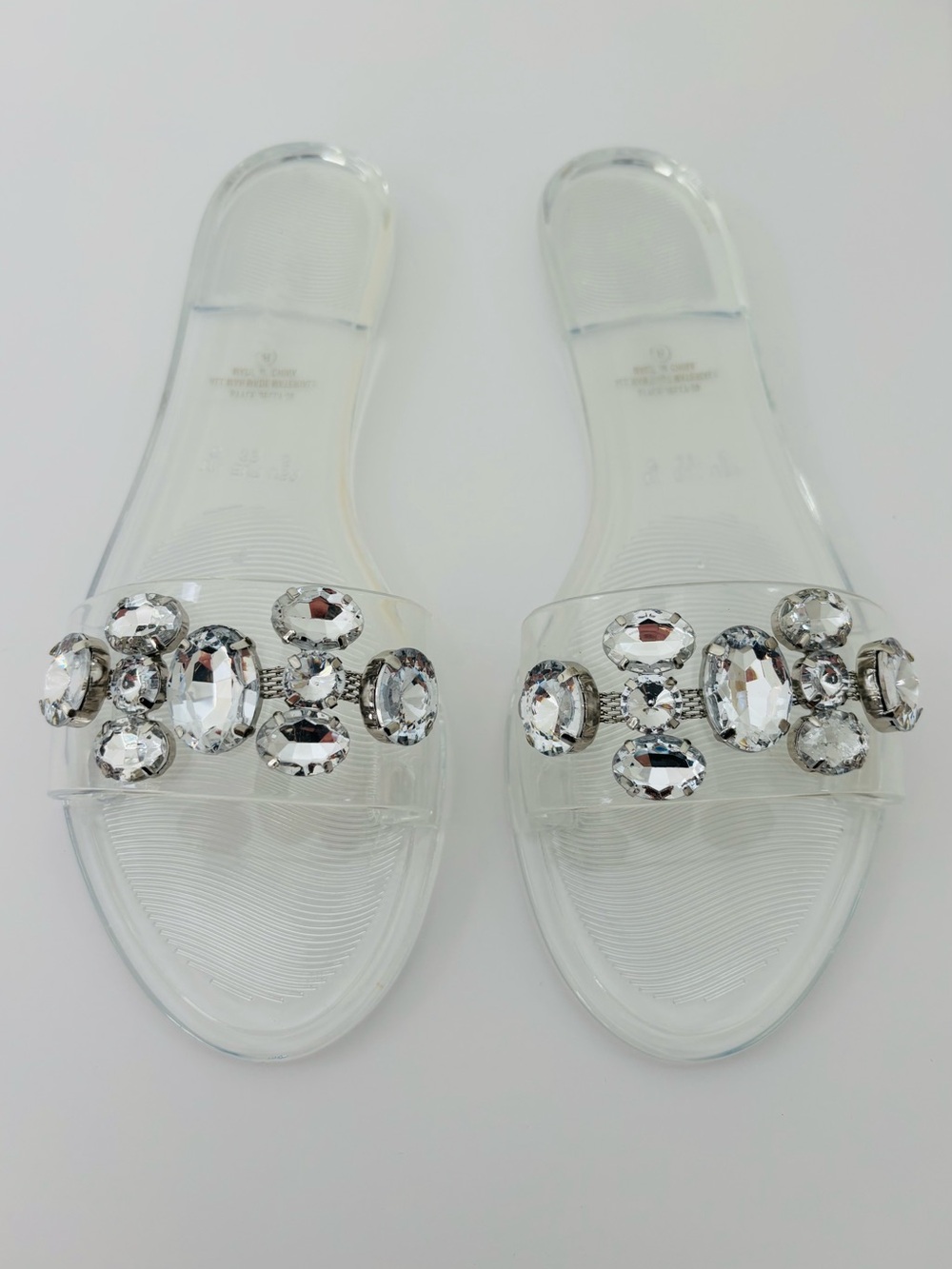 Weeboo Clear Jelly Slides NWOT Chunky Rhinestone Details Trendy 8